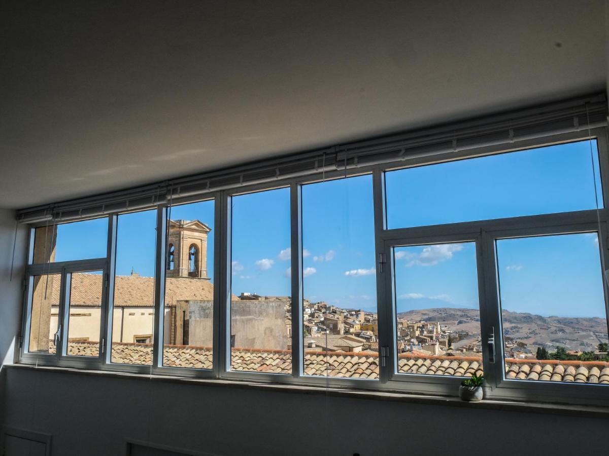 Апартаменти I Colori Della Sicilia Noblesse Кальтаджіроне Екстер'єр фото