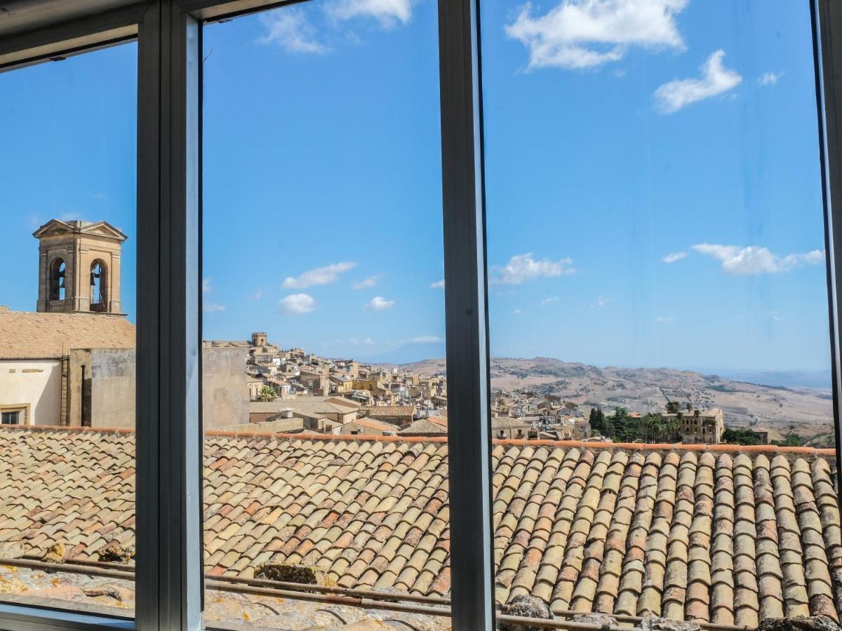Апартаменти I Colori Della Sicilia Noblesse Кальтаджіроне Екстер'єр фото